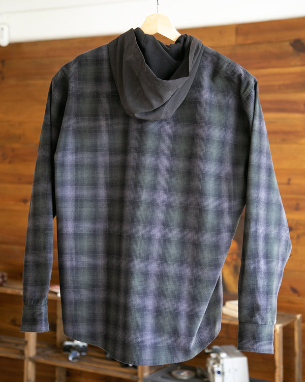 GREEN AND GRAY CHICKEN FLANNEL WITH HOOD